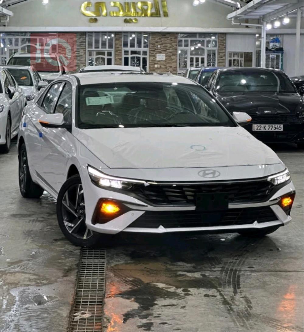 هیوندای ئەلەنترا